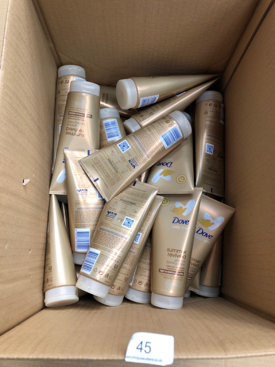 40X DOVE BODY LOVE SUMMER REVIVED GRADUAL TANNING LOTION - COLLECTION ONLY - LOCATION BACK WALL