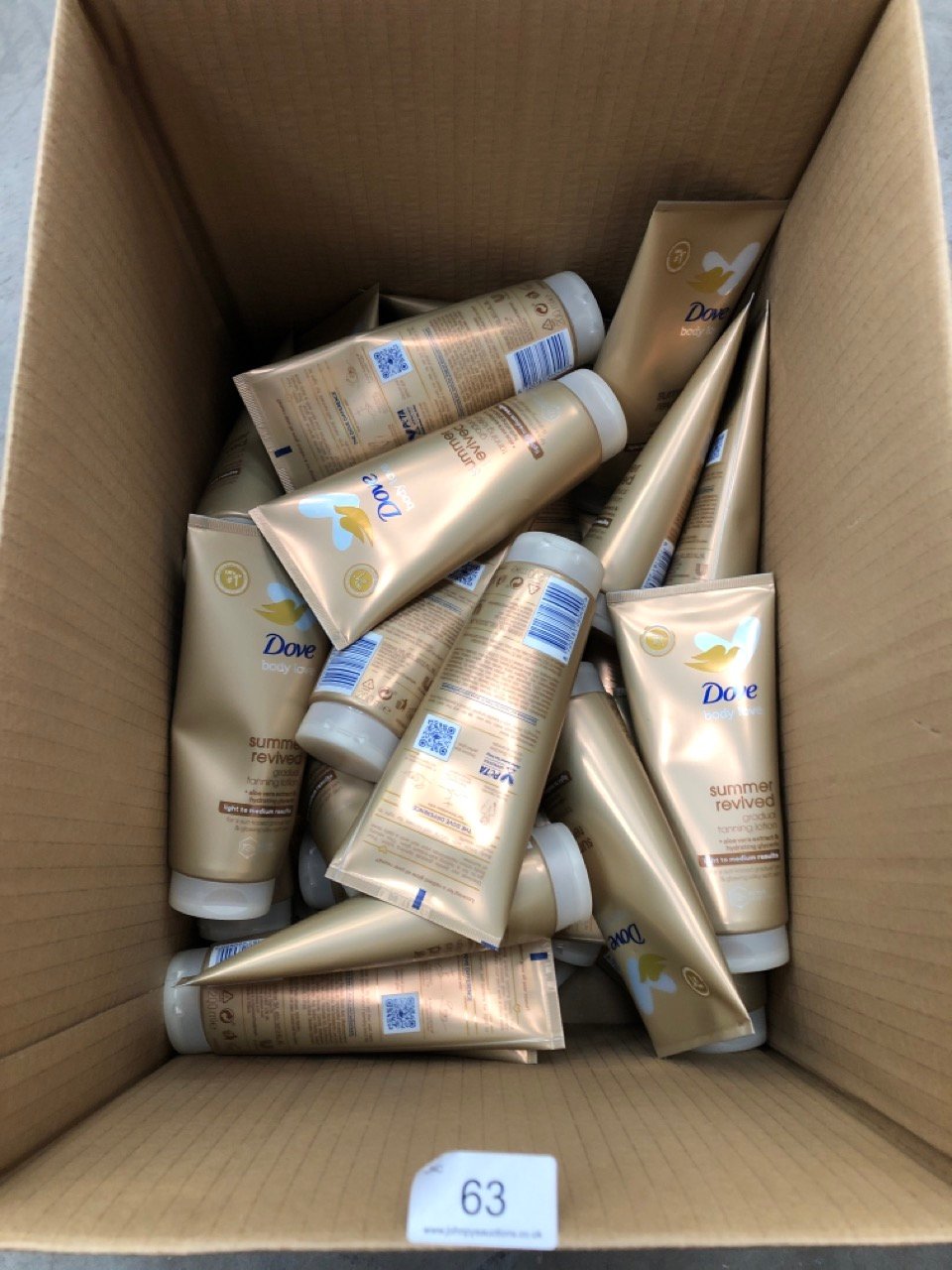 40X DOVE BODY LOVE SUMMER REVIVED GRADUAL TANNING LOTION - COLLECTION ONLY - LOCATION RIGHT RACK