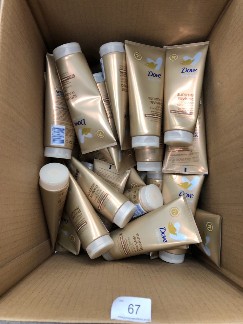 40X DOVE BODY LOVE SUMMER REVIVED GRADUAL TANNING LOTION - COLLECTION ONLY - LOCATION RIGHT RACK