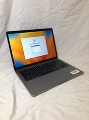 APPLE MACBOOK PRO 2017 250GB LAPTOP INTEL CORE I5-7360U, 8GB RAM,::: LOCATION - C