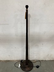 NKUKU SAHAR MANGO WOOD FLOOR LAMP - DARK STAIN (SL4301) RRP- £275