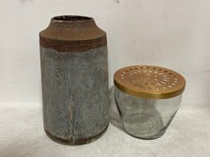 NKUKU BENNU STRAIGHT VASE AND RAMLA VASE WITH LID IN BRASS AND CLEAR GLASS