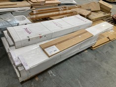 9 X ASSORTED BATHROOM ITEMS TO INCLUDE SPRING ESSENTIALS 1000 X 800MM SINGLE DOOR QUADRANT (BOX 1/2, PART ONLY) (KERBSIDE PALLET DELIVERY)