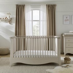 CUDDLE CO CLARA COT BED BOXES 1-2 RRP- £399