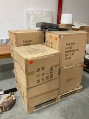 PALLET OF APPROX 8 X BOXES OF 90PC BLOW MOULD CASES IN COBALT10 SETS PER BOX (KERBSIDE PALLET DELIVERY)