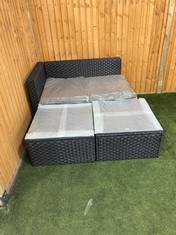 BLACK RATTAN GARDEN CORNER SOFA PART WITH 2 X GREY CUSHIONS TO INCLUDE 2 X BLACK RATTAN COFFEE TABLES WITH GLASS TOPS (KERBSIDE PALLET DELIVERY)