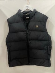 FRED PERRY MEN'S INSULATED GILET - ANCHOR GREY SIZE XL - RRP £140