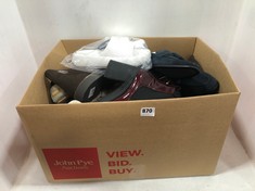 BOX OF ASSORTED SHOES TO INCLUDE TU WHITE SLIDES SIZE 5