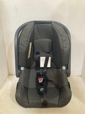 OYSTER CAPSULE INFANT CAR SEAT RRP £119