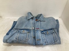 GUESS ORIGINALS DENIM JACKET WITH LOGO ON BACK SIZE LG