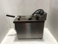 BUFFALO SINGLE TANK SINGLE BASKET INDUCTION FRYER 3KW CP793 - RRP £323