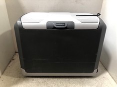 40L MAINS AND 12V & 24V ELECTRIC COOLBOX