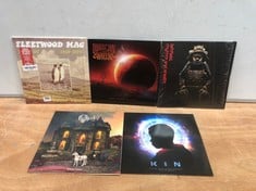 5 X ASSORTED VINYLS TO INCLUDE ROBERT JON & THE WRECK RED MOON RISING VINYL