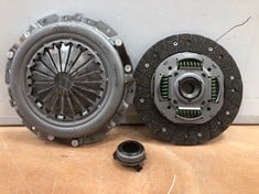 AISIN 3 PIECE CLUTCH KIT 641745680 - RRP £165