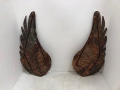 1 X STONE THE CROWS MEDIUM SET/2 FEATHER WALL ART - HEIGHT 60CMS - TOTAL RRP £115