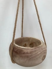 4 X STONE THE CROWS SMALL DEEP ROUND HANGING PLANTER - DIAMETERMETERMETER 21CMS - TOTAL RRP £160