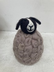 32 X STONE THE CROWS MEDIUM UPRIGHT JACOB SHEEP - HEIGHT 21CM - TOTAL RRP £224