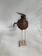 24 X STONE THE CROWS SMALL RATTAN LONG TAIL BIRD - - TOTAL RRP £120