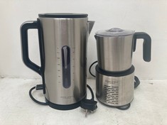 3 X ASSORTED JOHN LEWIS KITCHEN ITEMS TO INCLUDE PRESSURE COOKER