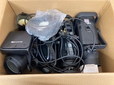 BOX OF ASSORTED ITEMS TOP INCLUDE XMS 500 AUDIO ACCESSORY IN BLACK. [JPTC70559]