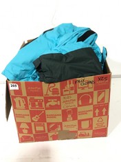 BOX OF APPROX 25 X ASSORTED CLOTHING TO INCLUDE GEMYSE SKI JACKET TURQUOISE/GREY SIZE SM