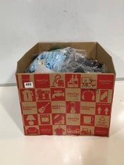 BOX OF APPROX 30 X ASSORTED ADULT CLOTHING TO INCLUDE YUNDAI LONG SLEEVE CARDIGAN WITH POCKETS LIGHT BLUE SIZE XL