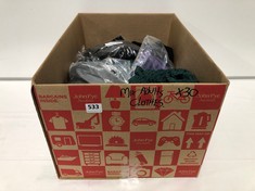 BOX OF APPROX 30 X ASSORTED ADULT CLOTHING TO INCLUDE YOGA PANTS LEGGINGS GREEN SIZE XXL