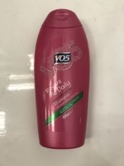 35 X VO5 REVIVE ME DAILY SHAMPOO.