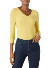 QTY OF ITEMS TO INLCUDE X22 ASSORTED CLOTHING TO INCLUDE ESSENTIALS WOMEN'S CLASSIC-FIT 3/4 SLEEVE V-NECK T-SHIRT (AVAILABLE IN PLUS SIZE), DARK YELLOW, XXL, ESSENTIALS MEN'S STRAIGHT-FIT CASUAL STRE