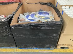 PALLET OF ASSORTED ITEMS TO INCLUDE ONE GUARD DT U-LOCK (KERBSIDE PALLET DELIVERY)