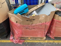 PALLET OF ASSORTED ITEMS TO INCLUDE AMERICAN TOURISTER HARD WHEELED SUITCASE IN AQUA BLUE (KERBSIDE PALLET DELIVERY)