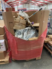 PALLET OF ASSORTED ITEMS TO INCLUDE MINECRAFT PENNYBOARD (KERBSIDE PALLET DELIVERY)