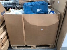 PALLET OF ASSORTED ITEMS TO INCLUDE WHITE PLASTIC STACKABLE STORAGE SHELVES (KERBSIDE PALLET DELIVERY)