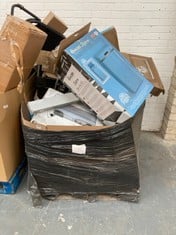 PALLET OF ASSORTED ITEMS TO INCLUDE SWAN RETRO BIN (KERBSIDE PALLET DELIVERY)