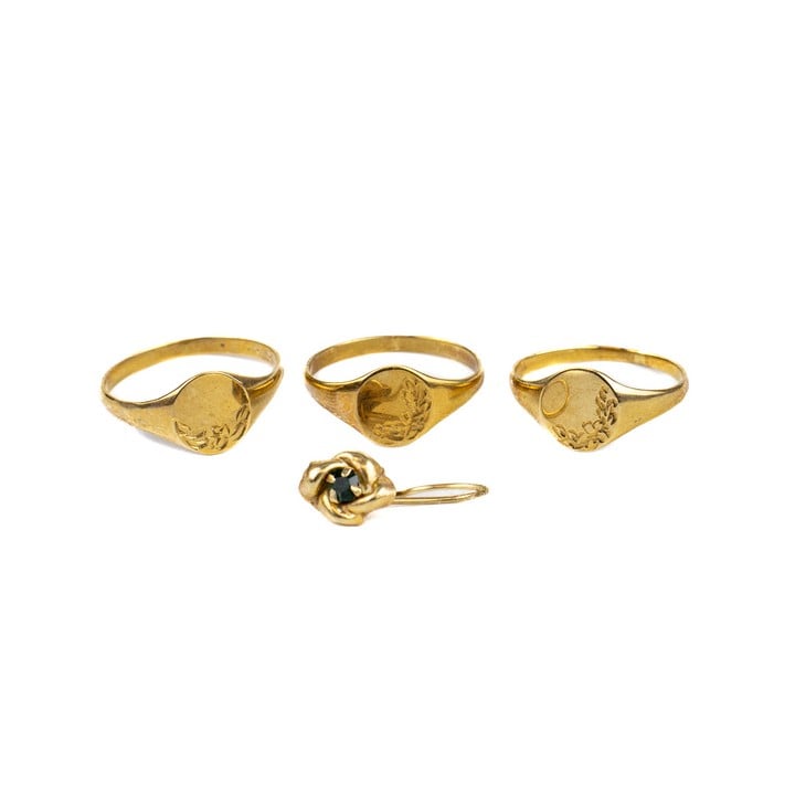 9ct Yellow Gold Three Signet Rings, Sizes I, K½ and M, Single Green Stone Flower Drop Earring, 1.8x0.7cm, total weight 3.1g (VAT Only Payable on Buyers Premium)