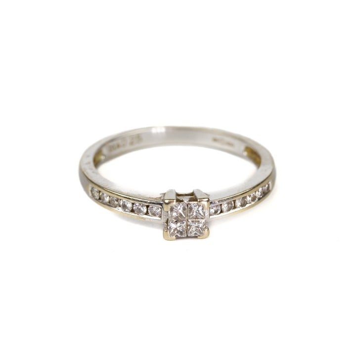 18ct White Gold 0.25ct Diamond Cluster with Pavé Shoulders Ring, Size L, 2.1g.  Auction Guide: £150-£200 (VAT Only Payable on Buyers Premium)