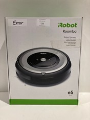 IROBOT ROOMBA E5154 WIFI, OPTIMAL ROBOT HOOVER FOR PETS, HIGH POWER SUCTION, 2 RUBBER BRUSHES, CARPETS AND FLOORS, DIRT DETECT, COMPATIBLE WITH VOICE ASSISTANTS (ERROR) - LOCATION 7A.