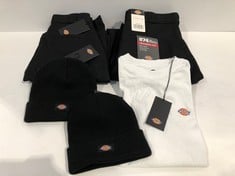 5 X ASSORTMENT OF PREMIUM DESIGNER CLOTHING INCLUDING BLACK DICKIES CAP (TOTAL  RRP. 217€) - LOCATION 35A.