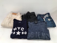 5 X PREMIUM DESIGNER CLOTHING ASSORTMENT INCLUDING T-SHIRT SIZE S (TOTAL  RRP 290€) - LOCATION 24A.