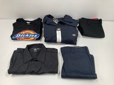 5 X DICKIES GARMENTS VARIOUS SIZES AND MODELS INCLUDING NAVY BLUE OVERALLS SIZE XL - LOCATION 43B.