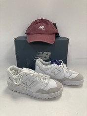 2 X VARIOUS NEW BALANCE ITEMS INCLUDING TRAINERS MODEL BB550LSA SIZE 39 1/2 - LOCATION 33A.