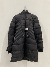 NORWAY COAT BLACK COLOUR SIZE L - LOCATION 46C.