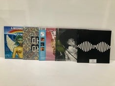 5 X VINYL VARIOUS ARTISTS INCLUDING ARCTIC MONKEYS-LOCATION 22C.