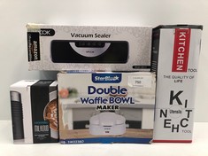 4 X MISCELLANEOUS ITEMS FOR KITCHEN VARIOUS MODELS INCLUDING DOUBLE-LOCATION WAFFLE IRON 11C.