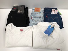 5 X LEVIS GARMENTS VARIOUS MODELS AND SIZES INCLUDING BOY JEANS 92 CM - LOCATION 31C.