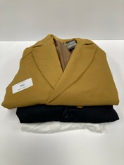 3 X BLAZERS VARIOUS BRANDS AND SIZES INCLUDING MUSTARD BLAZER SIZE 36 TRENDYOL BRAND - LOCATION 39C.