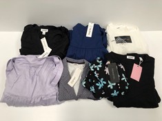 7 X DRESSES VARIOUS BRANDS AND SIZES INCLUDING ESPRIT BLACK SIZE XXL - LOCATION 28C.