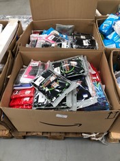 PALLET OF A VARIETY OF SLEEVES IN VARIOUS MODELS AND SIZES.