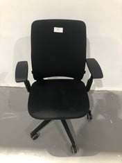 STEELCASE OFFICE CHAIR BLACK COLOUR.