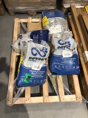 INFFINITTY FILTER - GLASS FILTER SAND FOR SWIMMING POOLS MADE FROM RECYCLED GLASS 4 X 20 KG BAGS. SIMPLER AND MORE EFFICIENT FILTRATION. (SOME OF THE BAGS ARE BROKEN).